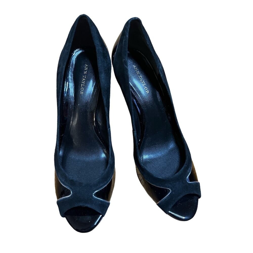 Ann Taylor Made In Brazil leather suede peep toe pumps 8 New no box 3 1/2" heel